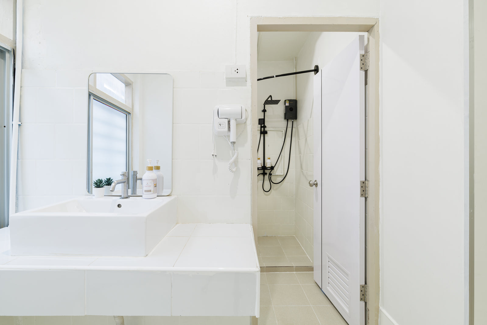 Seventy Two Airbnb