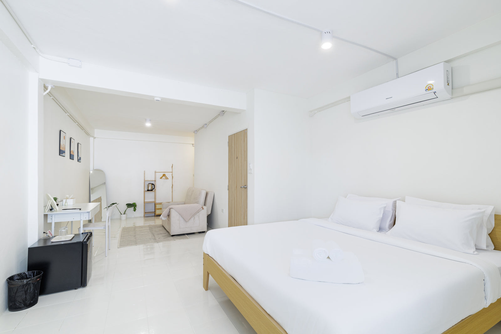 Seventy Two Airbnb