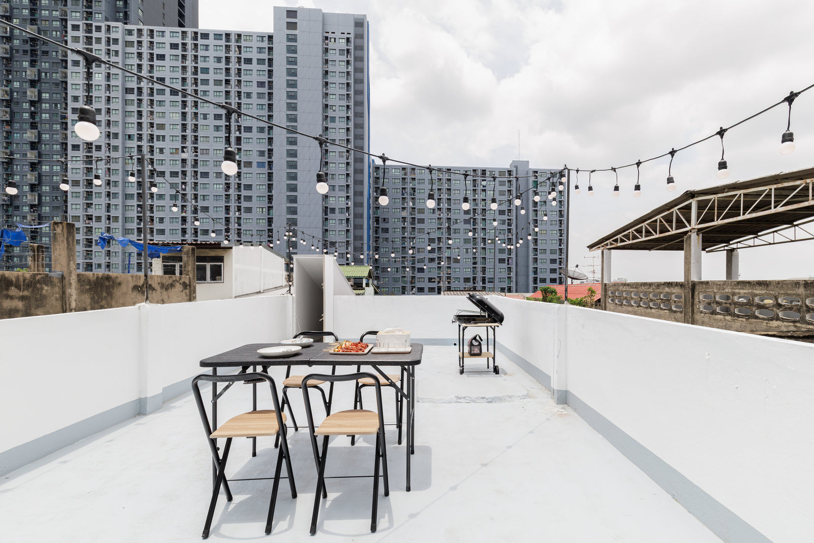 Seventy Two Airbnb