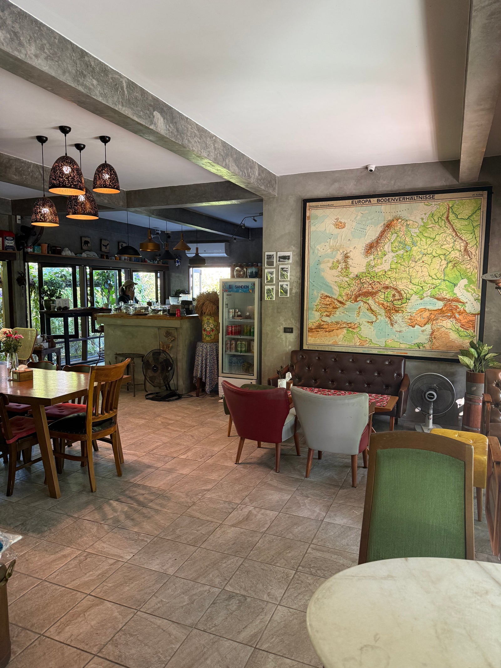 Hideaway Cafe
