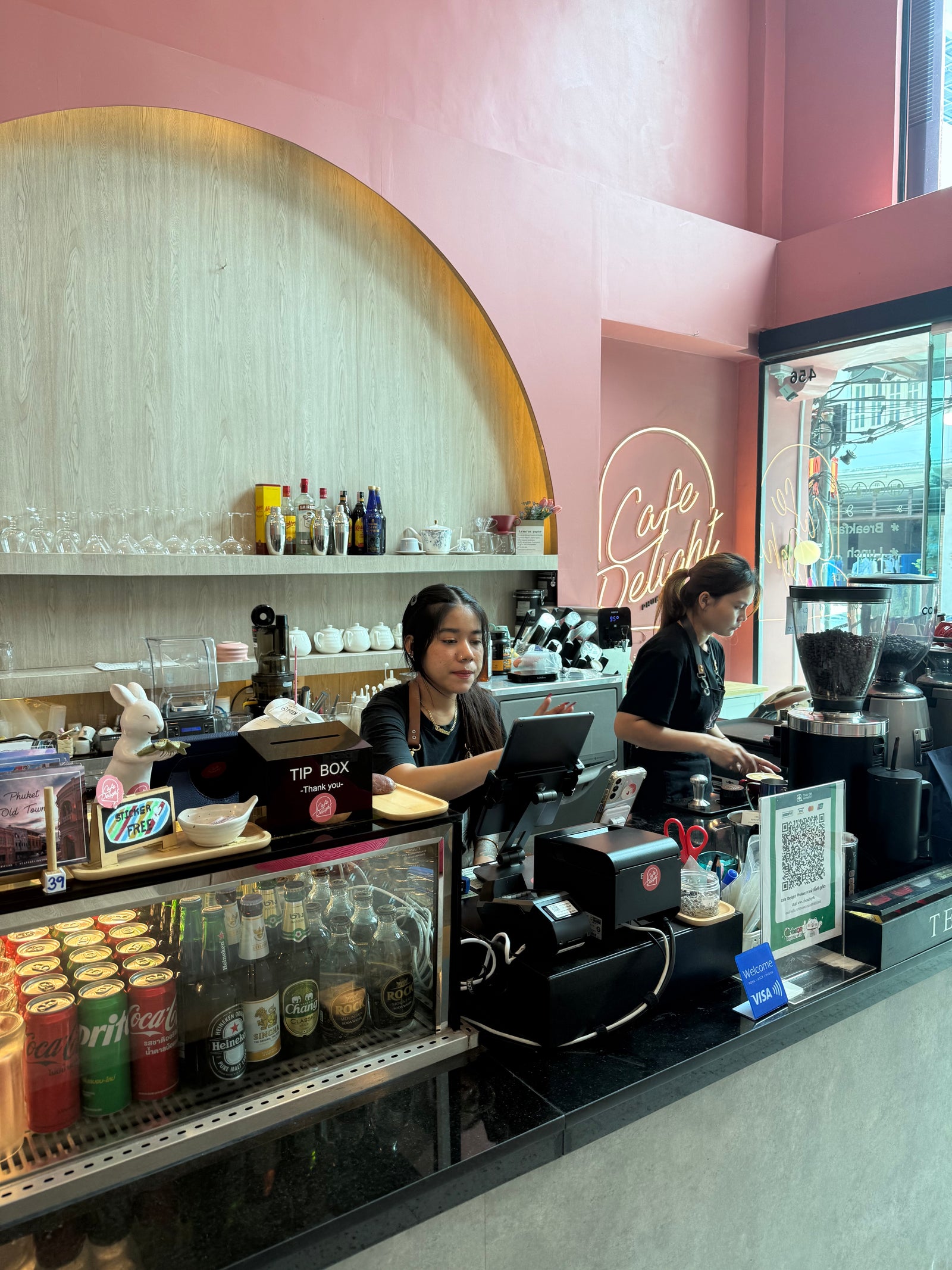 Cafe Delight