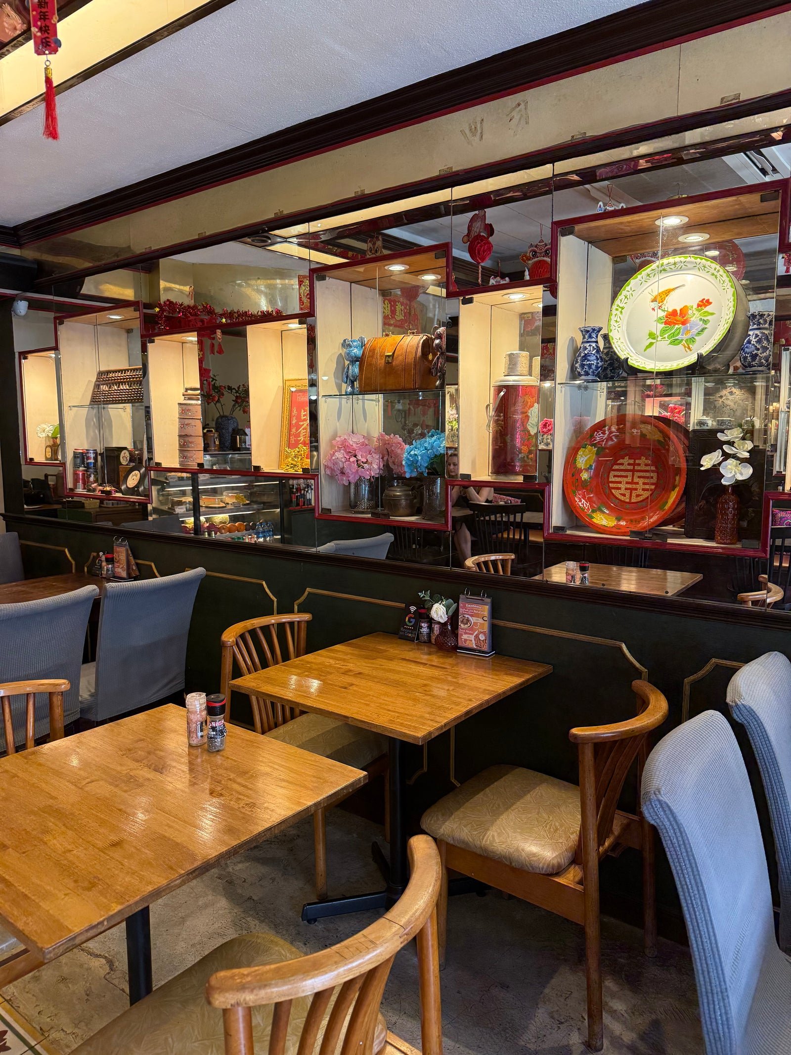 The Neighbours Cafe